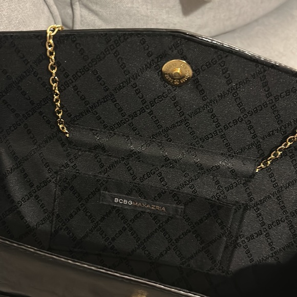 BCBG MaxAzaria Envelope Bag - Picture 5 of 13